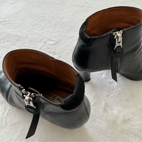 Acne Studios Black Leather 3” Heeled Ankle Booties Size US 5 Women’s - Picture 10 of 13